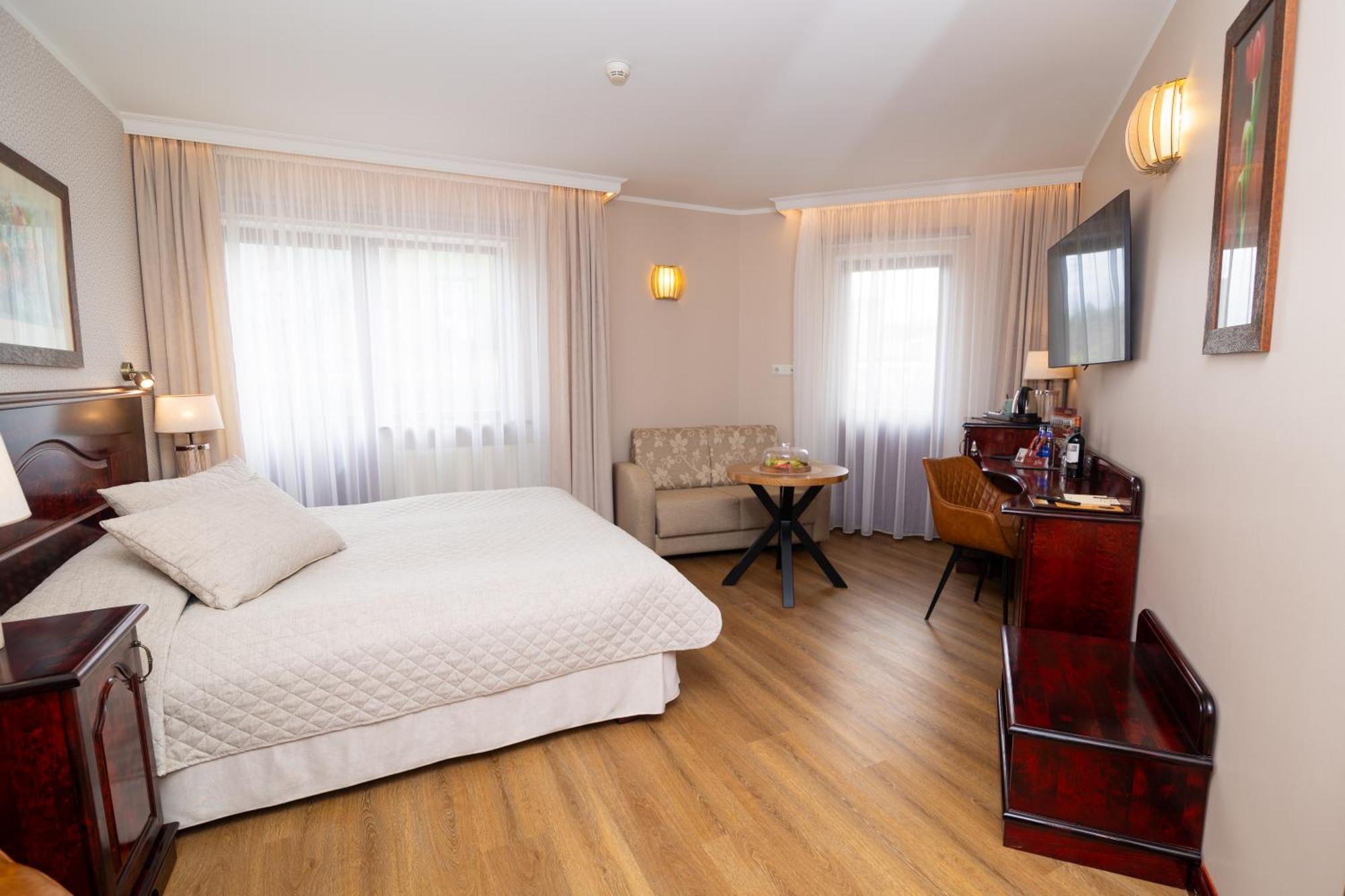 Legend Hotel 3*